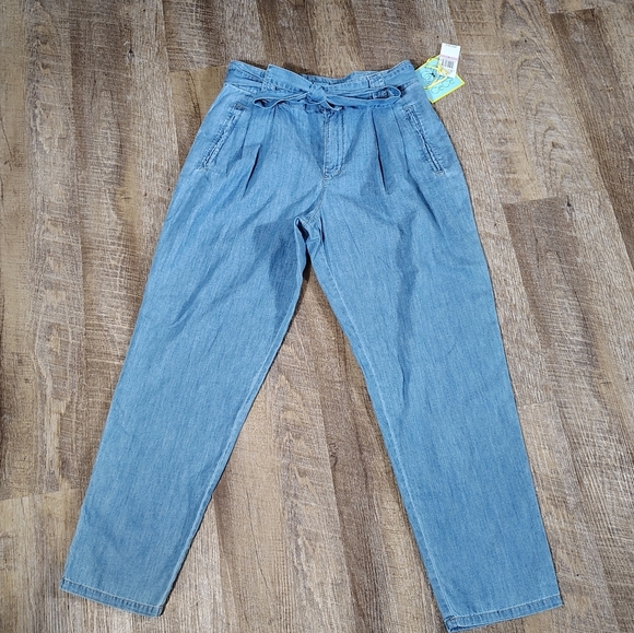 CeCe Denim - CeCe Pleated Tie Waist Cropped Denim Pants Womens Size 6 NWT